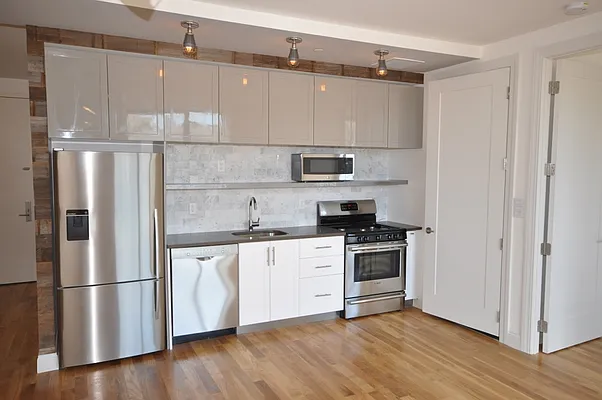 Rented by Corcoran | media 28