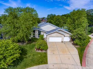 26718 S Westwood Ct, Channahon, IL 60410