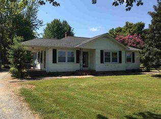 10993 Wickliffe Rd, La Center, KY 42056