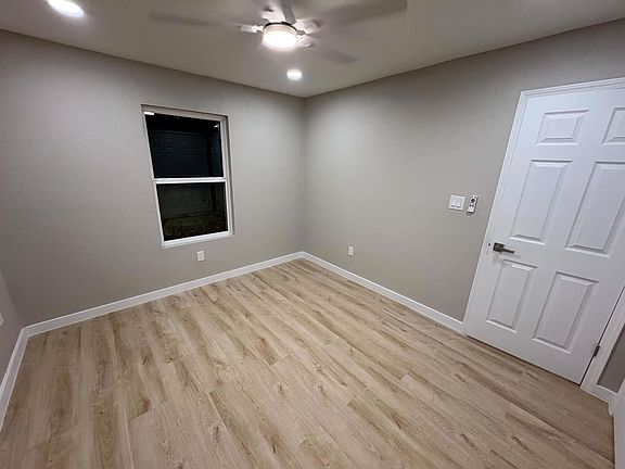 4th image of 462 Avenue B