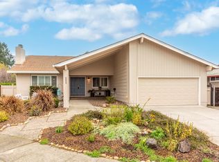8853 Oak Trail Court, Santa Rosa, CA 95409