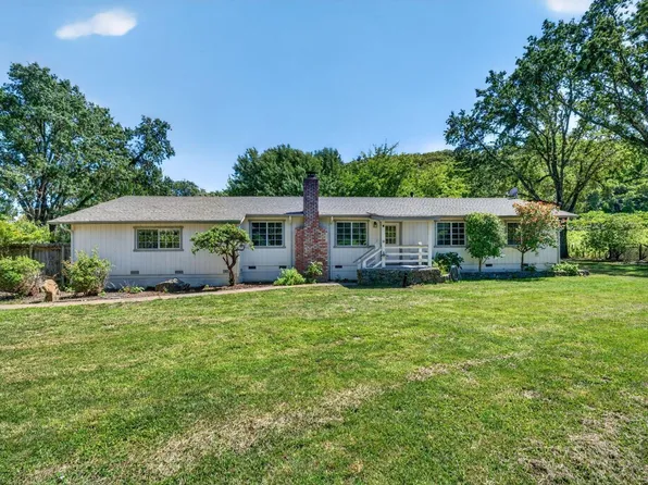 810 Mcnab Ranch Road, Ukiah, CA 95482