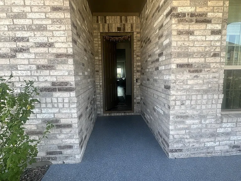 1516 White Water Way — Photo 31