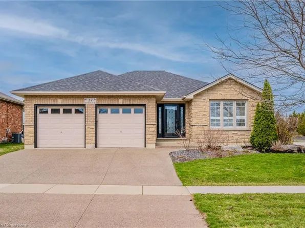 37 Mansfield Dr, Brant, ON N0E 1N0