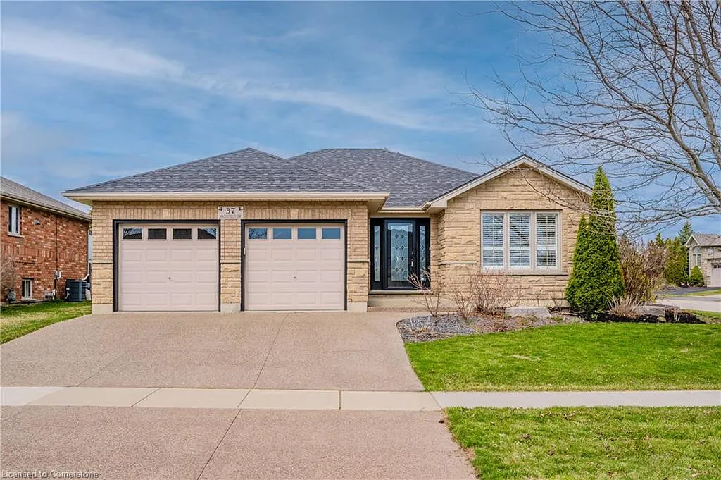 37 Mansfield Dr photo 1