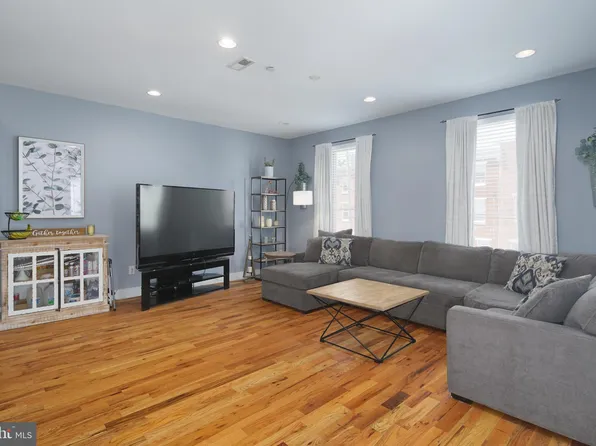 825 N 20th St #B, Philadelphia, PA 19130