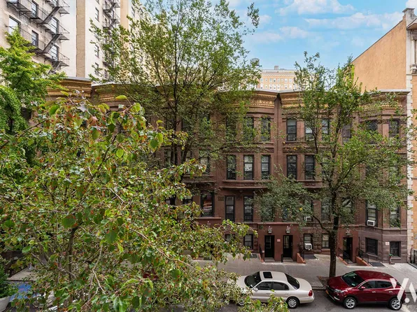 250 West 103rd Street image 12 of 12