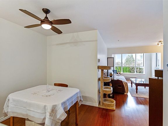 5th image of 155 E 3rd St #204