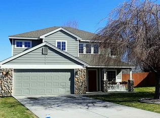 3317 S Buntin St, Kennewick, WA 99337