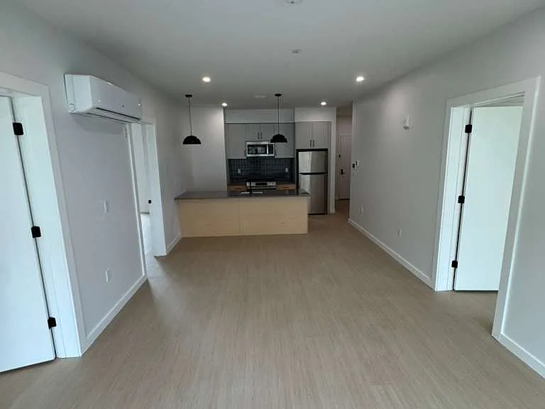 74 Webster St #6C — Photo 1