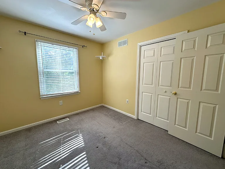656 Alpine Ln — Photo 13