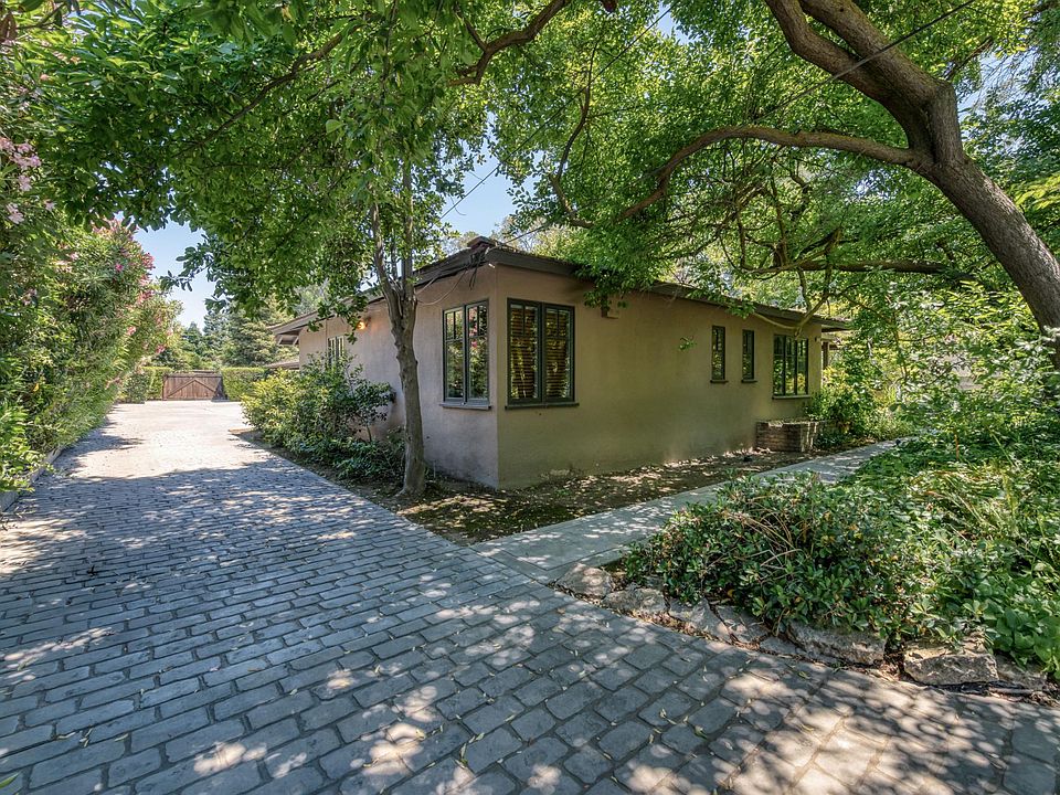 1st image of 4722 N Wishon Ave