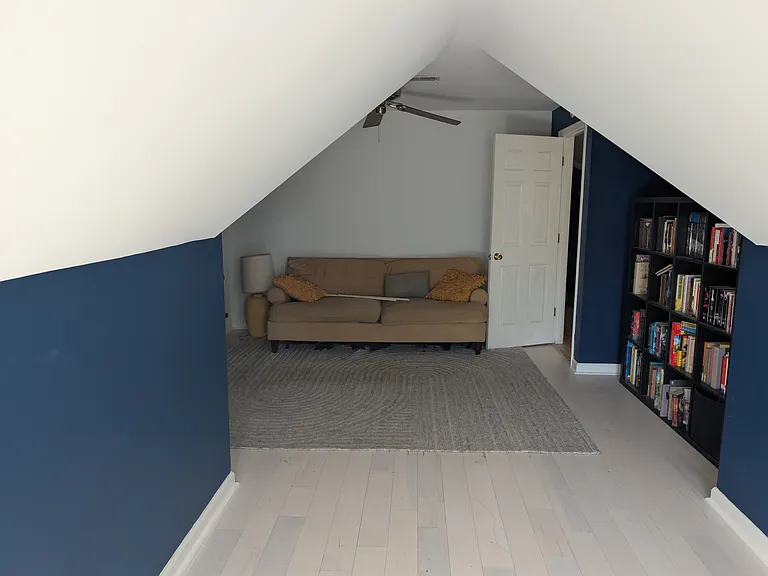 2419 Duncan St — Photo 5
