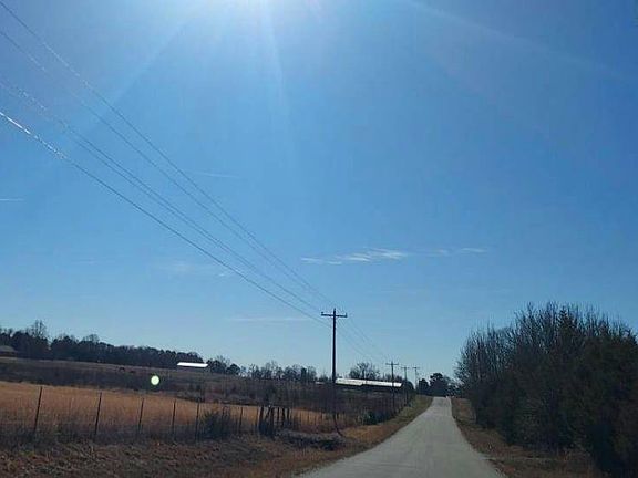 4th image of 61 S Bolden Hill Rd