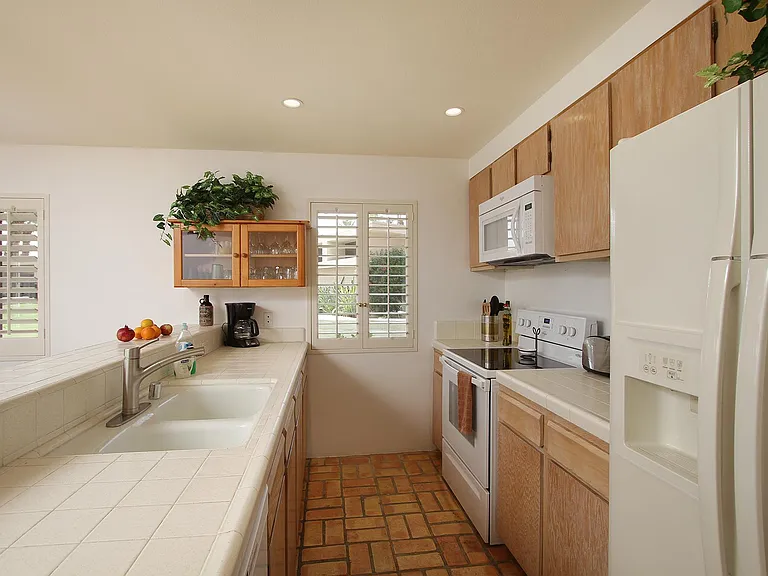 45750 San Luis Rey Ave #157 — Photo 11