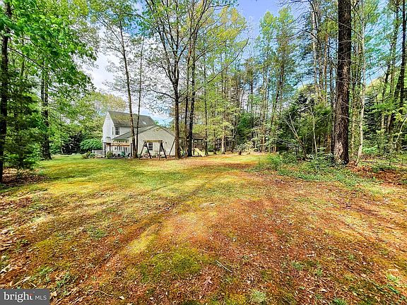 3rd image of 7909 S Woods Dr