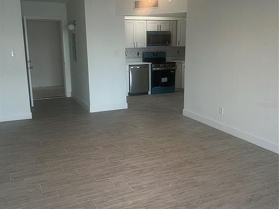 4th image of 10365 Paradise Blvd APT 27