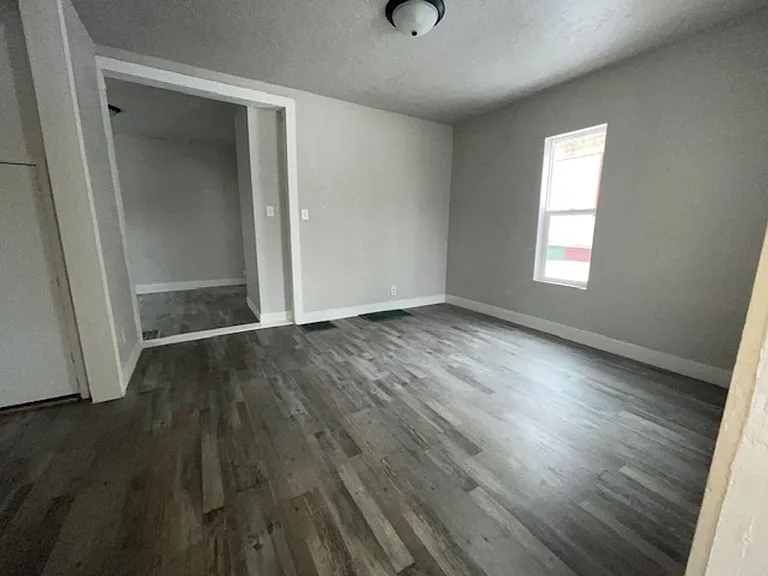 928 N Spring Ave — Photo 7