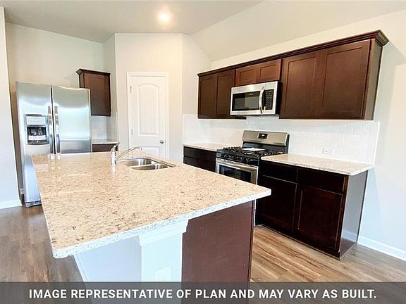 4th image of 117 Headland Dr