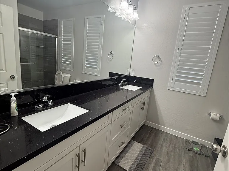 1542 Tilman Ln — Photo 11
