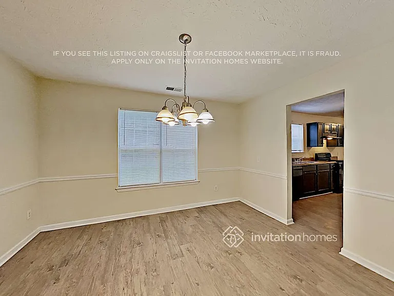 2802 Crestworth Ln — Photo 6