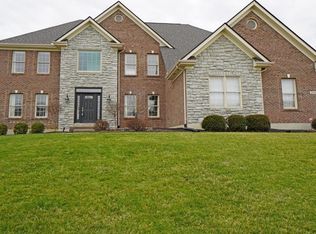 8594 Beckett Pointe Dr, West Chester, OH 45069