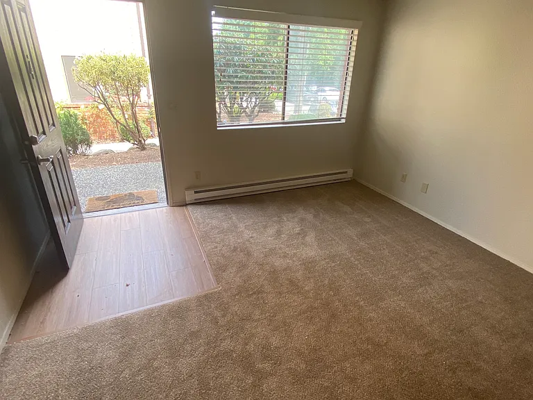 4520 Olympic Blvd #4 — Photo 3