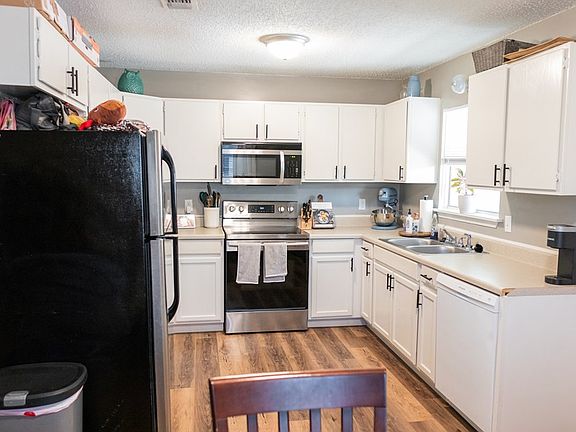 5th image of 3517 Juanita Ave
