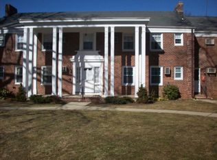 36A Pinckney Rd, Red Bank, NJ 07701