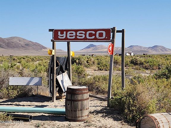 2nd image of 1385 Rancho Ln