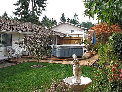 Hot Tub, Grassy Area, Flower Beds, Fountain, What More Could You Want?!
