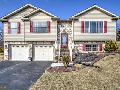9 Larch Dr, Hanover, PA, 17331