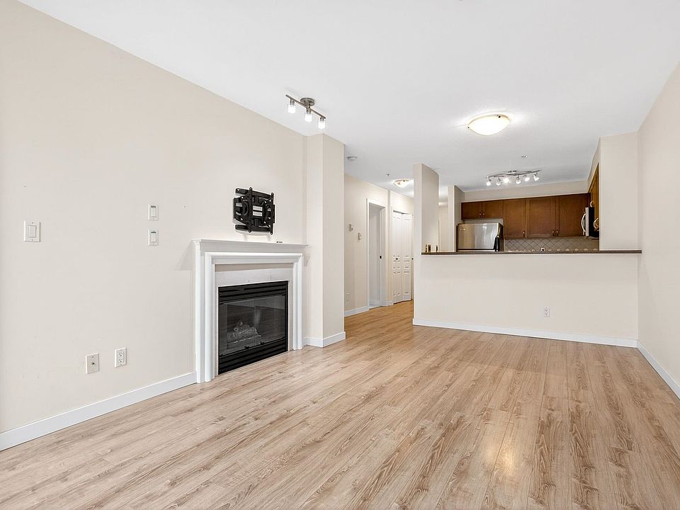 1st image of 5800 Andrews Rd #216