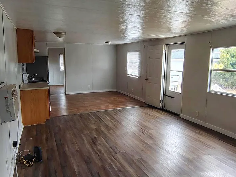 2325 Ruby Rd — Photo 4