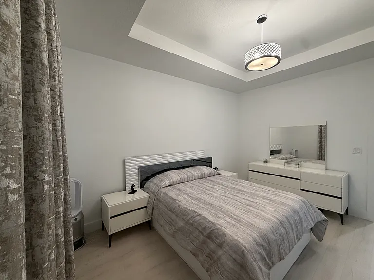 3755 SE 3rd Ct — Photo 16