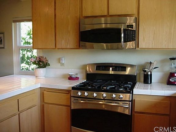 4th image of 340 Auburn Way