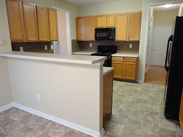 2nd image of 191 Ridgestone Ct SW #0