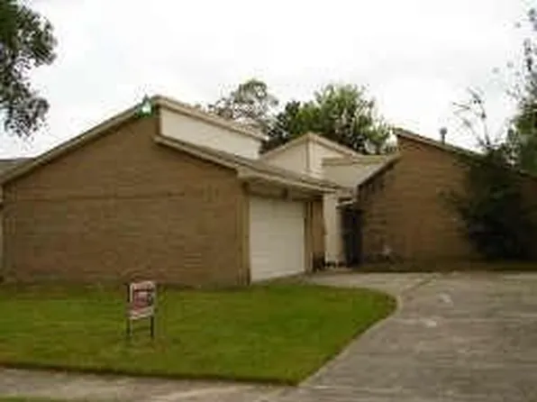 4322 Windrift Dr, Houston, TX 77066