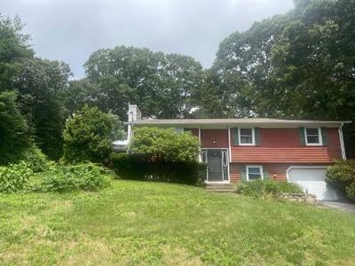 51 Beachwood Dr, North Kingstown, RI, 02852