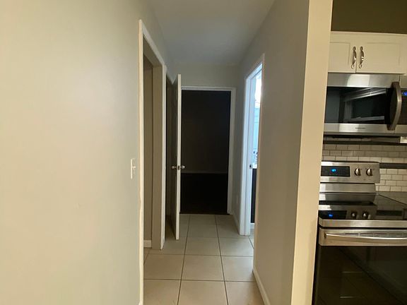 5th image of 5519 Cleander Dr
