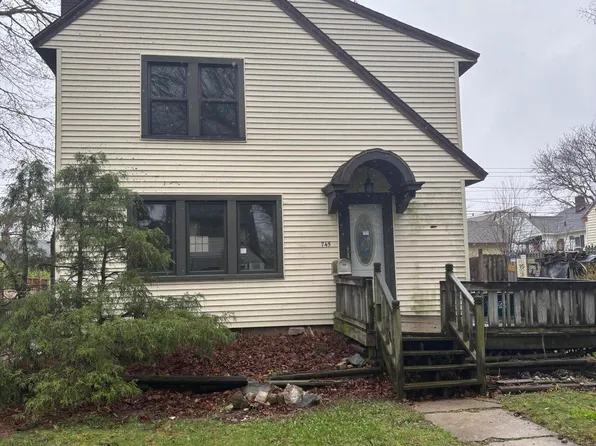 745 Durant St, Lansing, MI 48915