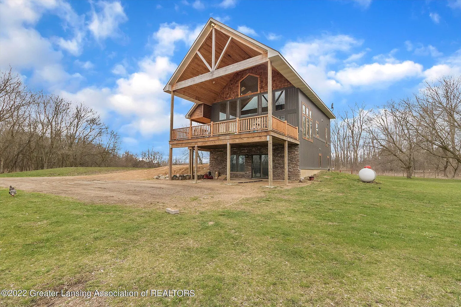 5296 Meridian Rd photo 1