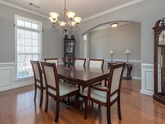 4th image of 168 Clementine Rd