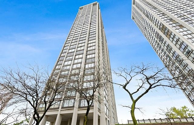 1st image of 5455 N Sheridan Rd APT 3108