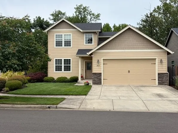 987 Pennington Ct, Eugene, OR 97404