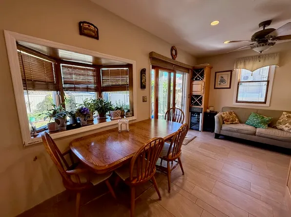 1817 Madison Place image 7 of 29