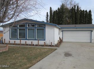 2121 61 Street Ave, Yakima, WA 98903