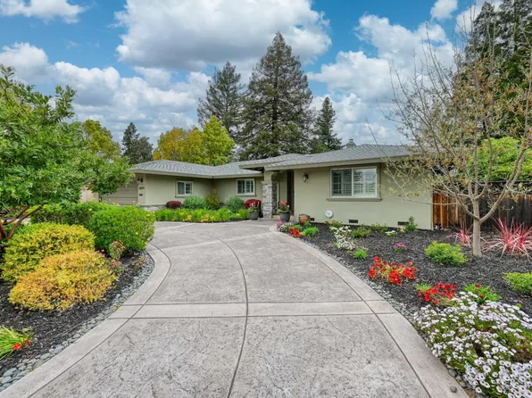 2809 Latham Dr, Sacramento, CA 95864