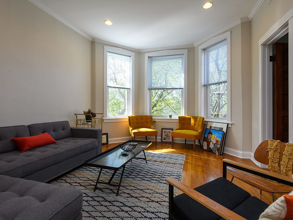 1st image of 2324 W Medill Ave #2