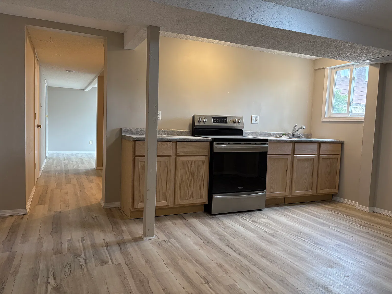 5 bed, 2500 sqft, $3,500 — Photo 4
